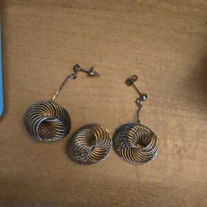 Elegant Gold Spiral Earrings & Pendant